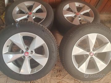 Cerchi completi di gomme Jaguar Land Rover