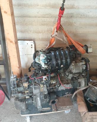 Motore fiat punto 1.2 16v