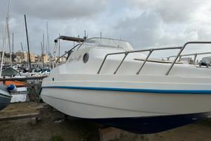 Barca cabinata