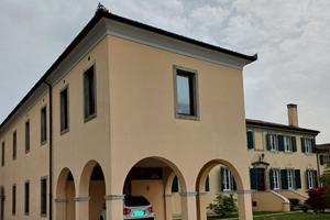 Ufficio non ammobiliato