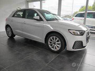Audi A1 SPB 30 TFSI S tronic Business la guidi a €