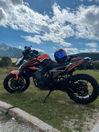 Ktm duke 790 105cv