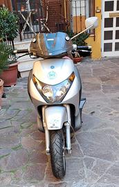 Piaggio Beverly 125