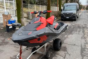 Moto d’acqua see doo sprk