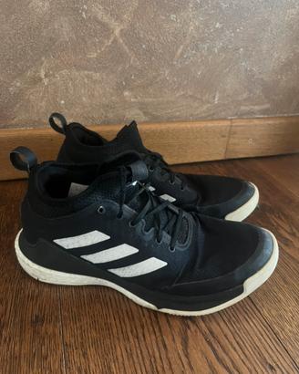 Scarpe Adidas numero 42