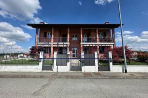 Appartamento di 85 m² con 3 locali e box auto dopp