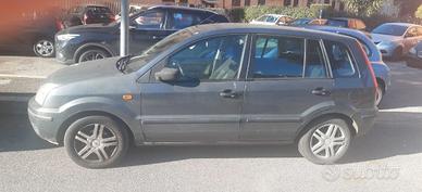 Auto Ford fusion 1400 tdi