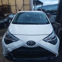 TOYOTA AYGO 1.0 B - ANNO 2019 - PER RICAMBI