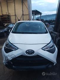 TOYOTA AYGO 1.0 B - ANNO 2019 - PER RICAMBI