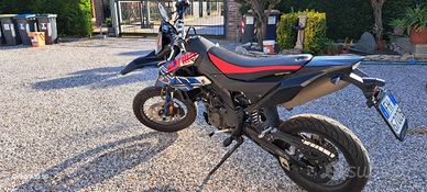 Moto patente A1, aprilia SX 125 4t