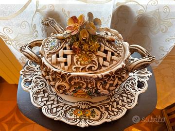 Zuppiera con vassoio- artigianato italiano