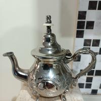 Antica teiera marocchina placcata in Argento