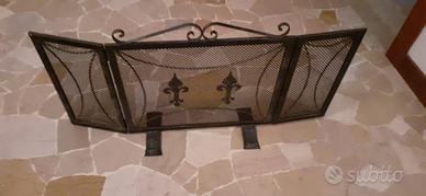 Parascintille da camino in ferro battuto