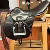 Sella inglese S.B. in cuoio + staffe e sottopancia