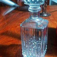 
Decanter quadrato in vetro pressato vintage co