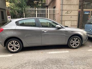 Alfa romeo giulietta 1.4 turbo 2015