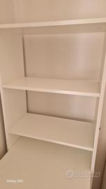 scrivania e mobiletto tv/ingresso 