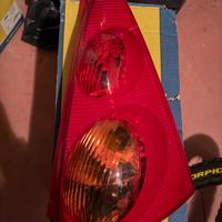 Fari posteriori Citroen C1 e Peugeot 107