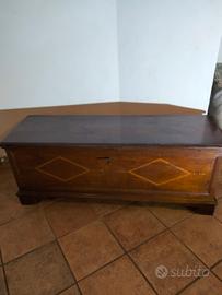 Cassapanca vintage in legno 