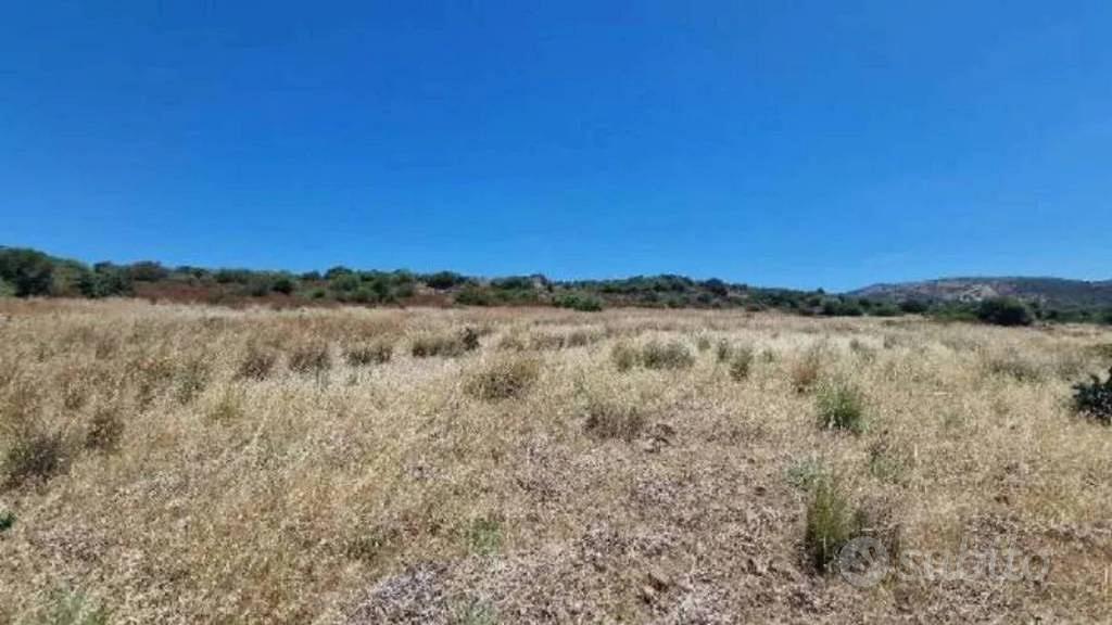 Immobile in asta di 74255 m² a Carbonia - Altro