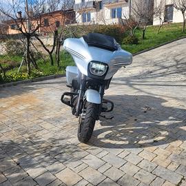 Harley-Davidson Street Glide 107 – 2024 – 2.915 km