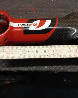 Attacco manubrio Most Pinarello mm 110 in carbonio