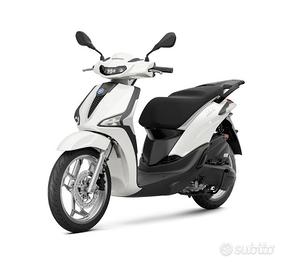 Piaggio Liberty 125 BIANCO LUNA - NERO COSMO