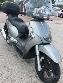 Moto Aprilia Scarabeo 300 Usata