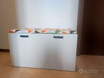 Panca con contenitore per i giochi IKEA