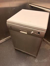 Lavastoviglie Electrolux