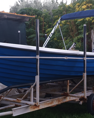 Barca zirca/zirka 4,50 m + motore Yamaha 15 cavall