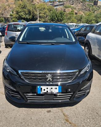 Peugeot 308 BlueHDi 130 S&S Allure Pack