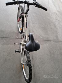 bici ragazzo o ragazza