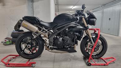 Triumph speed triple s 1050