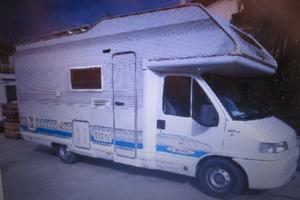 IN ENTRATA A SOLO 9.900 VANGUARD 2.5 TDi-1997