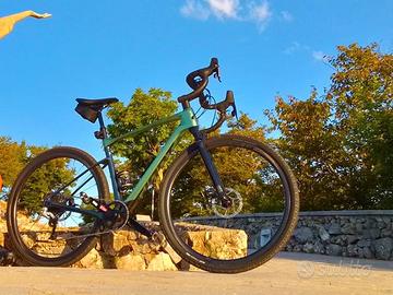 Revolt X Advanced Pro 2 2023
