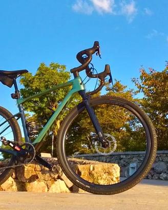 Revolt X Advanced Pro 2 2023