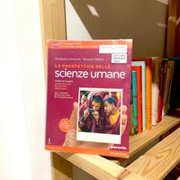 Libro scienze umane