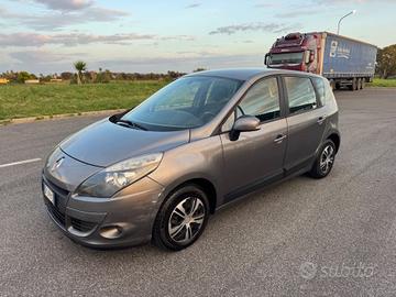Renault Scenic Scénic 1.4 TCe Luxe