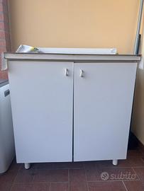 Mobiletto da esterno