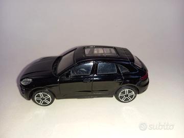 Porsche Macan Burago 1/43
