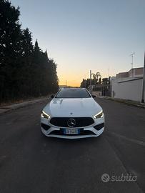 MERCEDES BENZ CLA180d w177