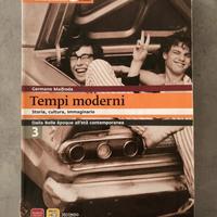 Libro scolastico storia