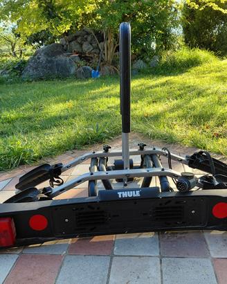Prtabici Thule per gancio traino con fanali e port