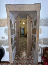 Casa indipendente con cortile