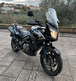 Suzuki V-Strom 650 2012