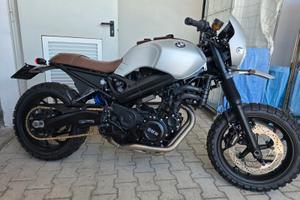 BMW F 800 R - 2012 completamente castomizzata