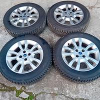 4 copertoni 4 stagioni + 4 Cerchi lega Fiat Doblò