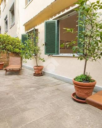 2 LOCALI A CASTIGLIONE DELLA PESCAIA