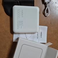 Power bank nuovo MOXNICE 1043 colore bianco 